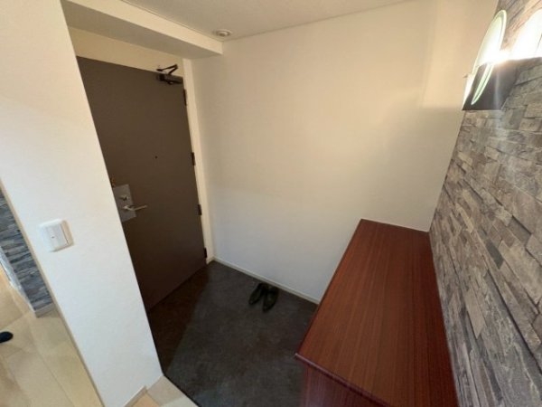 大阪市淀川区十三東１丁目のマンション