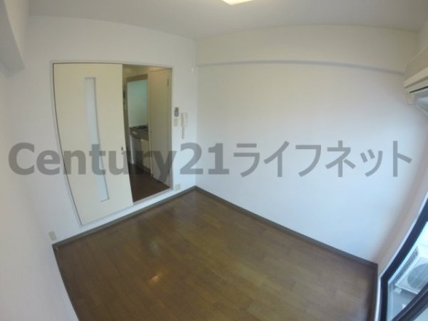 大阪市淀川区東三国１丁目のマンション