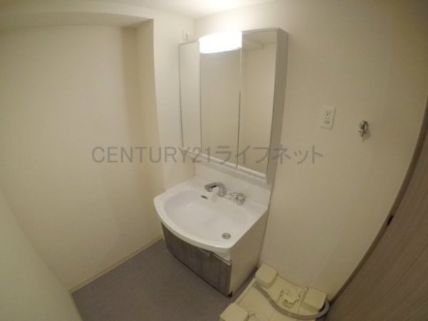 プレサンス新大阪ジェイズ