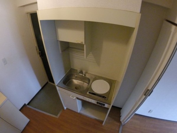 アクシス2