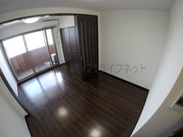 プレジオ江坂2