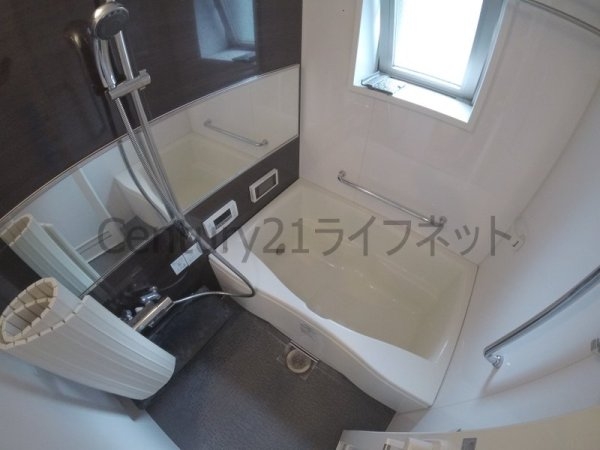 エステムコート梅田天神橋２グラシオ