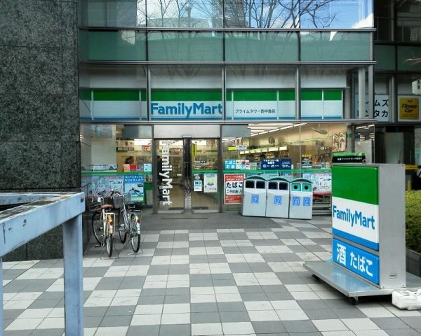 プレサンス新大阪コアシティ(ファミリーマートプライムタワー西中島店)