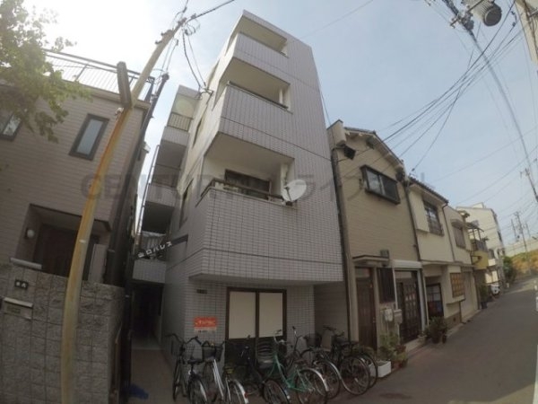 山口パレス