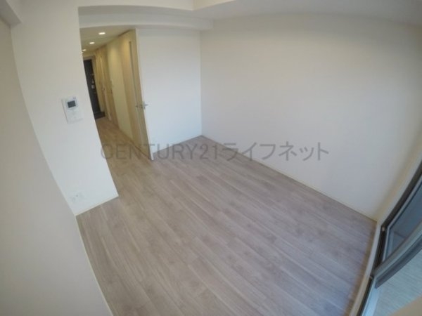 プレサンスOSAKA西中島リエゾン