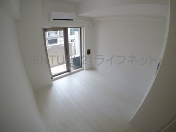 大阪市淀川区十三本町２丁目のマンション