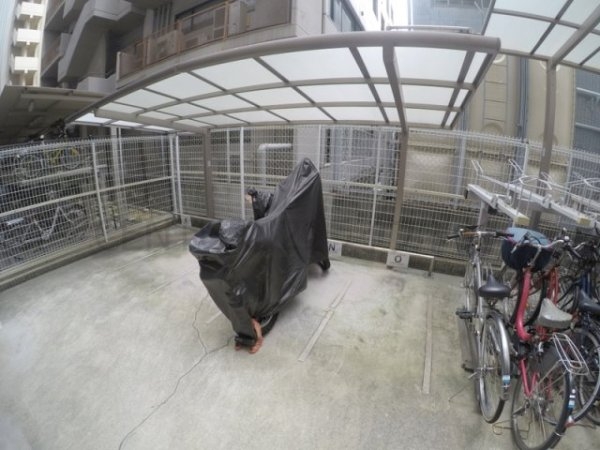 オリエンタル江坂