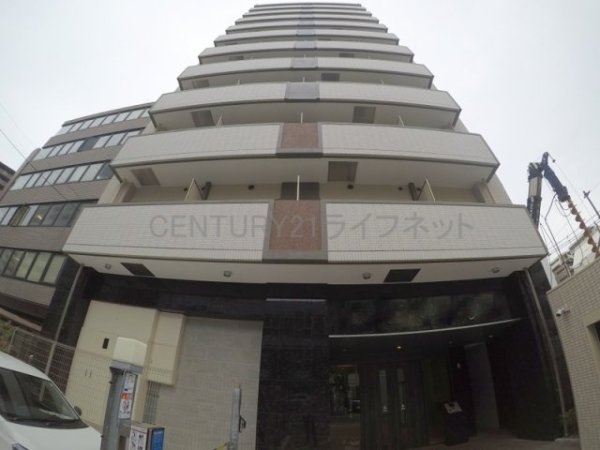 ファーストフィオーレ江坂レガリス