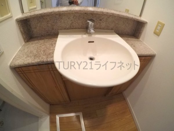 サンロワール江坂