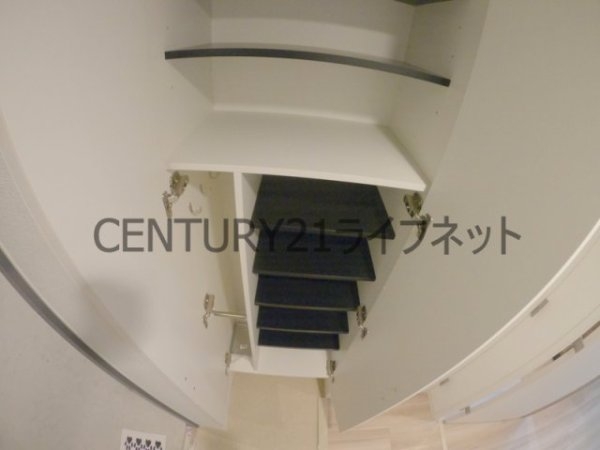 セレニテ中崎町リアン