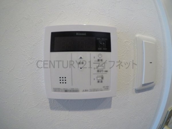 プレサンス江坂クォーレ
