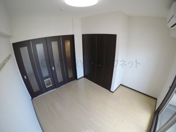 クリーデンス新大阪