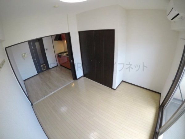 クリーデンス新大阪