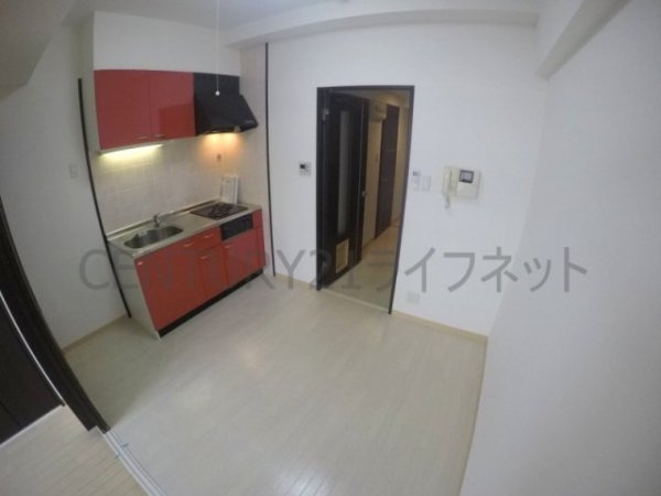クリーデンス新大阪