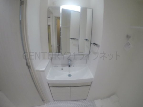 大阪市淀川区十三東２丁目のマンション