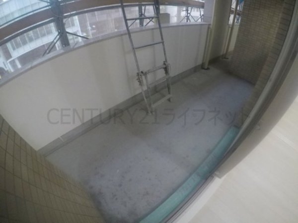 大阪市淀川区十三東２丁目のマンション