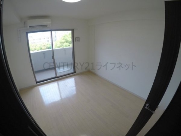 吹田市江坂町１丁目のマンション