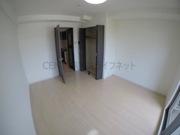 吹田市江坂町１丁目のマンション