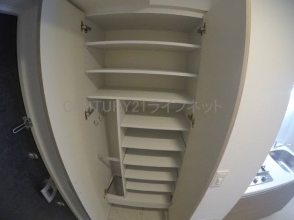 ファーストフィオーレ江坂グレイス