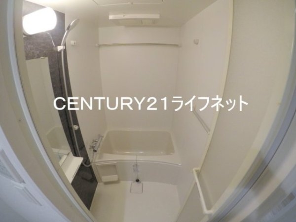セレニテ江坂グランデ