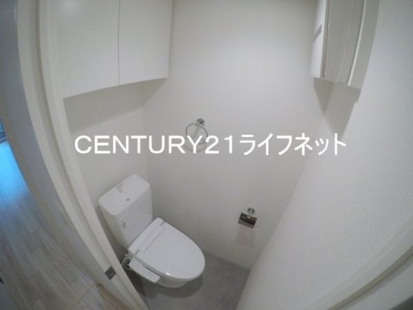 セレニテ江坂グランデ