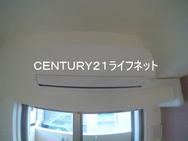 セレニテ江坂グランデ