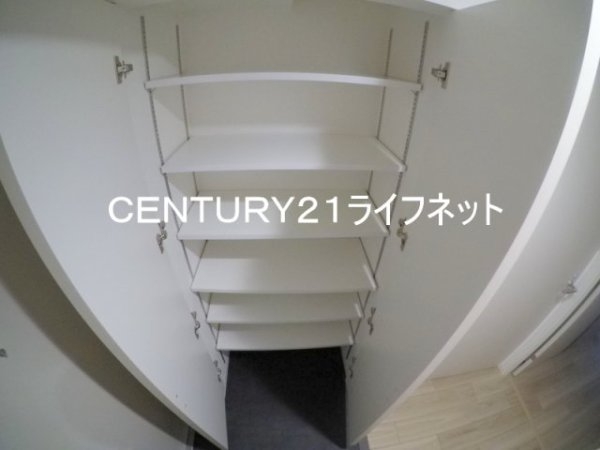 セレニテ江坂グランデ