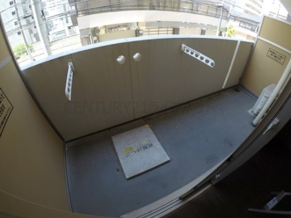 セレニテ江坂四番館