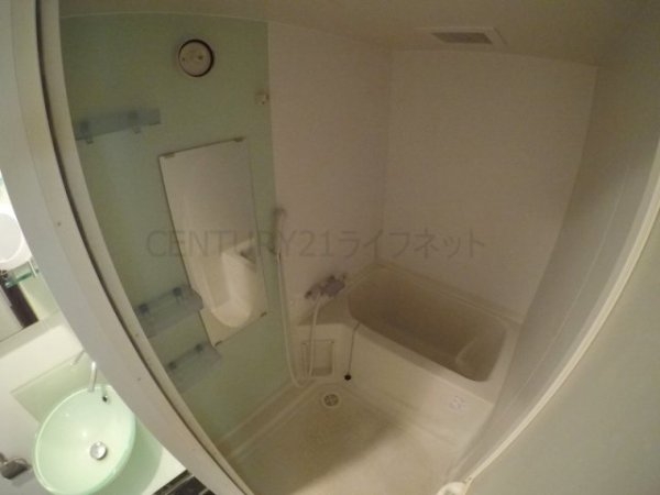 セレニテ江坂四番館