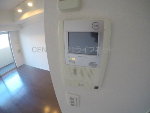セレニテ江坂四番館