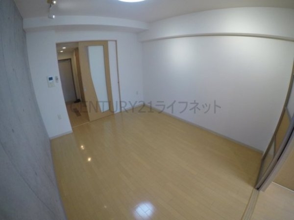 ラドゥセール江坂