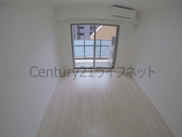 エス・キュート梅田中崎町