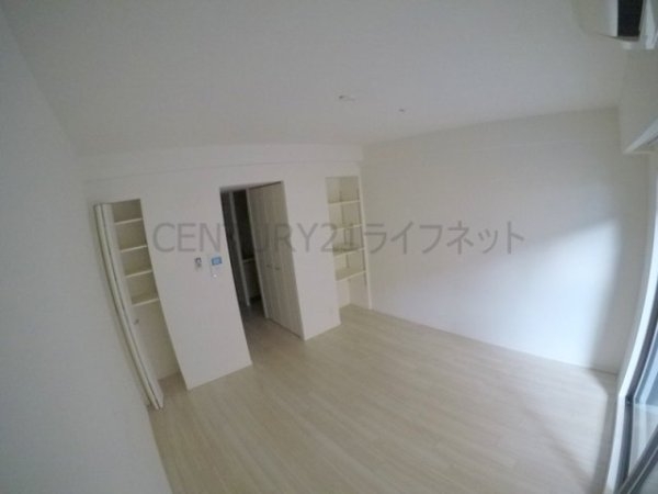 エス・キュート梅田中崎町