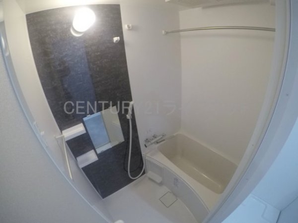 リビアス　キタオオサカ　ブレッザ