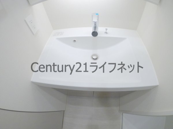 コンフォリアリヴ南森町Q