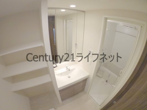 コンフォリアリヴ南森町Q