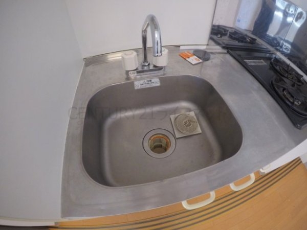 吹田市垂水町３丁目のマンション