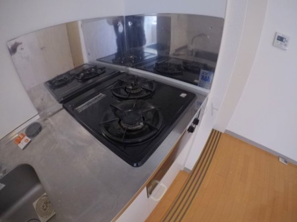 吹田市垂水町３丁目のマンション