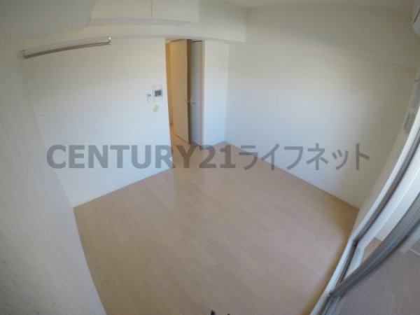 セレニテ江坂ルフレ