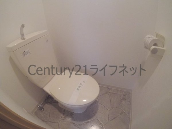 エスリード南森町駅前