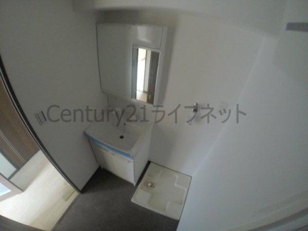 サンレムート新大阪イースト