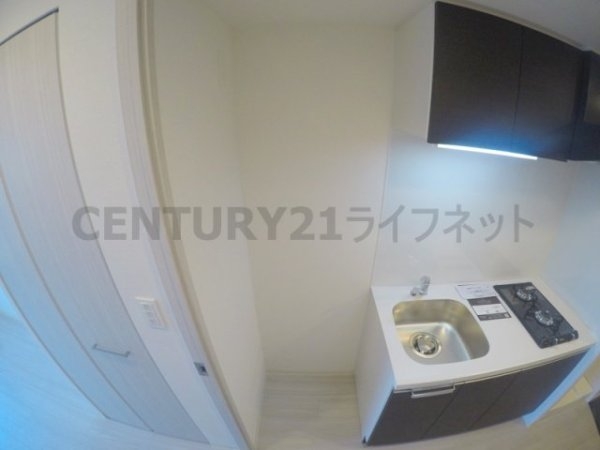プレサンス大阪三国ネオス