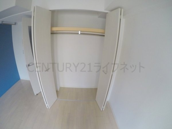 セレニテ江坂四番館