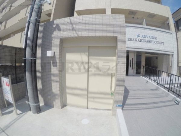 アドバンス江坂東コンフィ