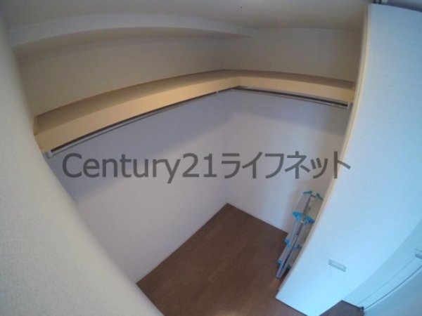 HS梅田イースト