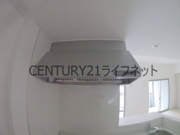 フジマン南森町