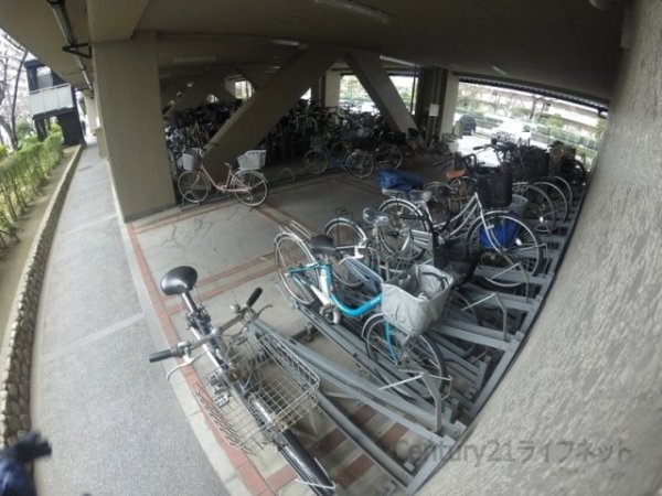 ファミールハイツ北大阪1号棟