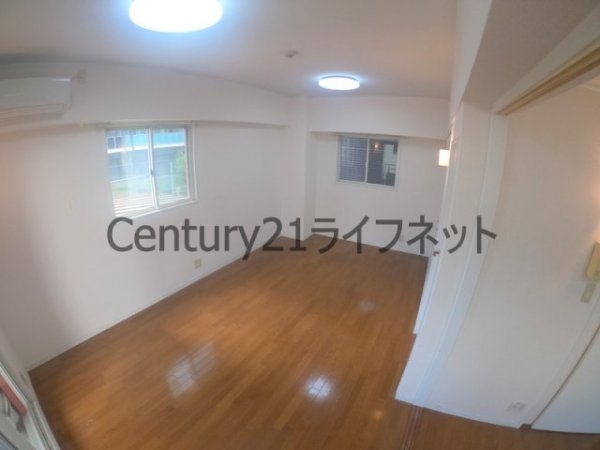 シャルムヒルズ南森町