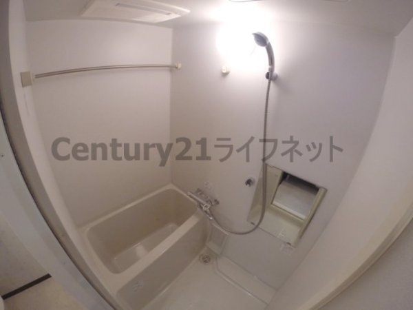 エスリード新大阪コンフォート1番館