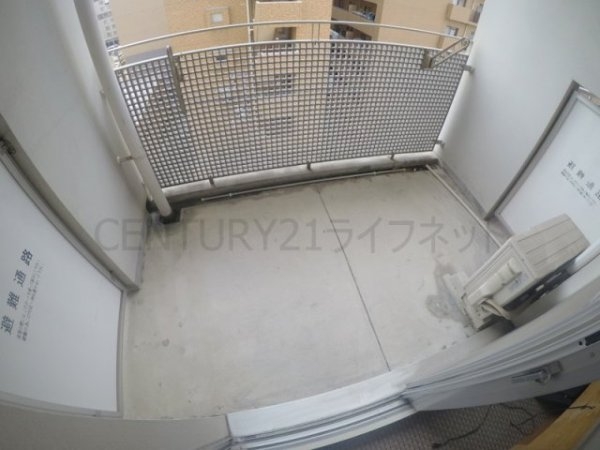ミールズ江坂